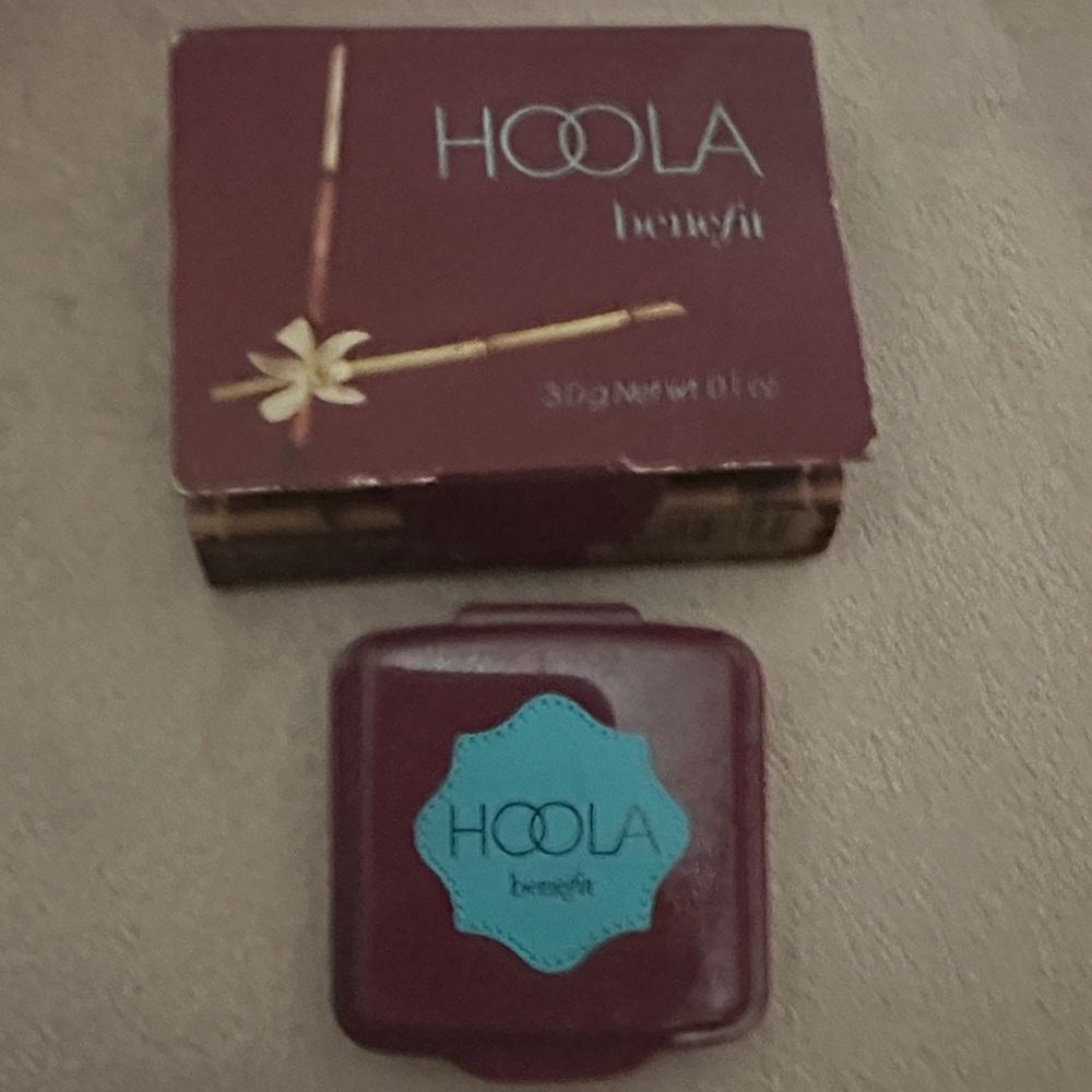 Benefit Cosmetics Hoola bronzer - natural contour bronzing powder